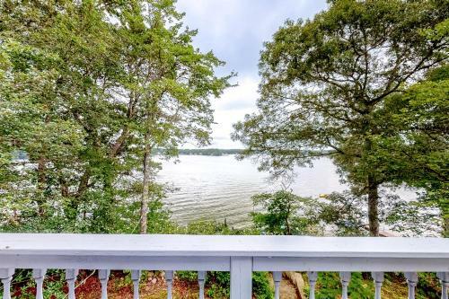 White Island Lake House