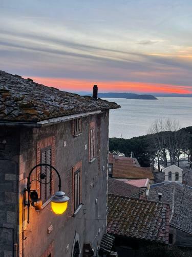 Alla Rocca Del Lago