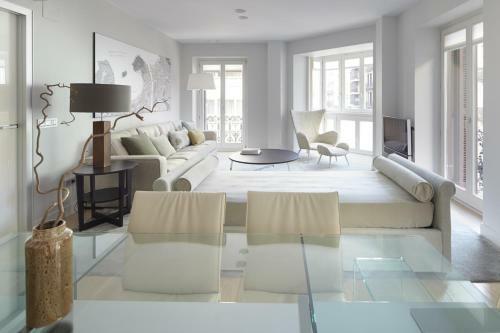 Apartamentos Easo Gros Beach