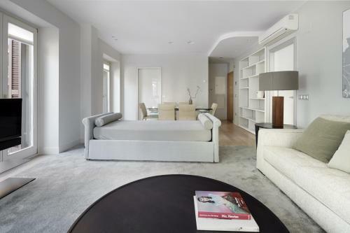 Apartamentos Easo Gros Beach