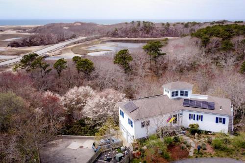West End Retreat