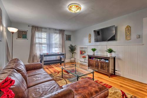 Apartamento Lovely Stoughton Getaway Near Train Station!