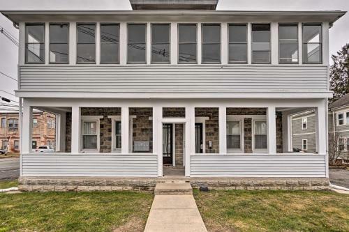 Apartamento Lovely Stoughton Getaway Near Train Station!