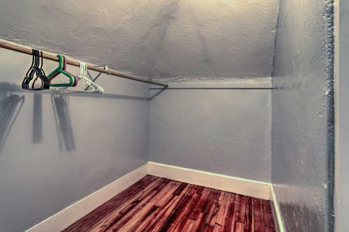 Apartamento Lovely Stoughton Getaway Near Train Station!