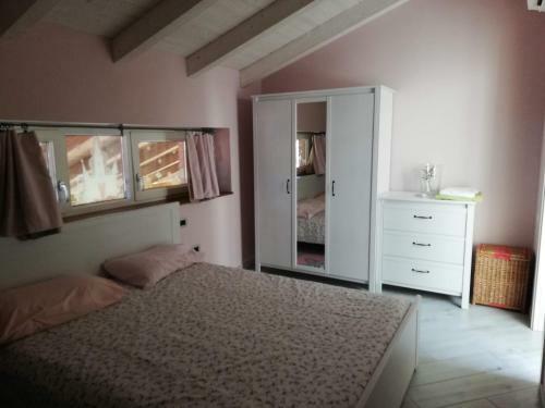 Villa With Swimming Pool & Spa Parma