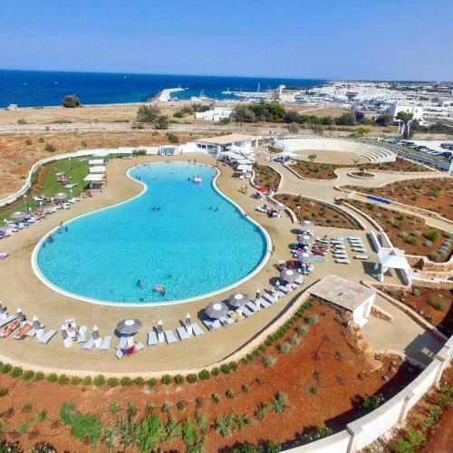 Blue Sea Villas With Pool By Wonderful Italy