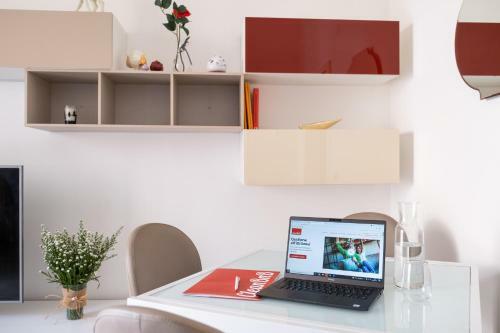 Maison Dupr� Terrace Apartments