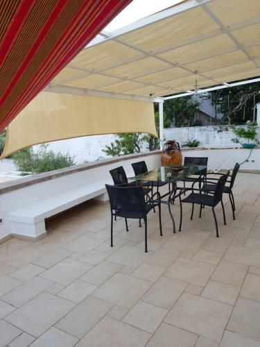 Ostuni, Villa Roma Con Piscina, Max 10 Pax