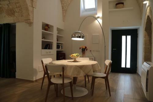 Chianca D L'ora - White Stone Suite