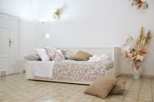 Ostuni Bianca Floreale