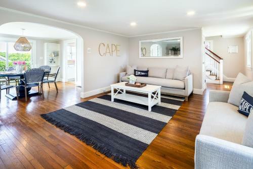 Cape Harbor Cottage