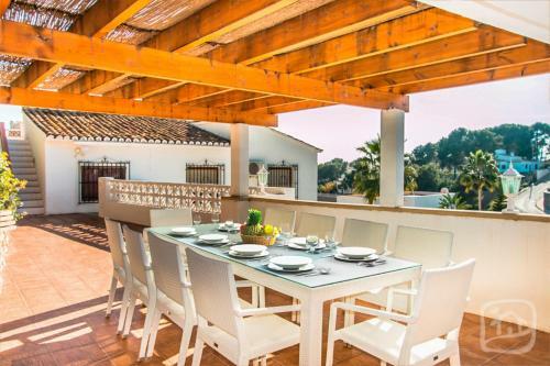 Abahana Villas Anna