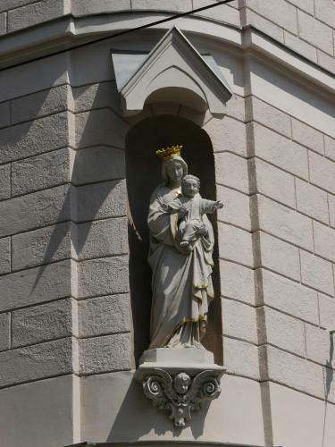 Dom Hotel