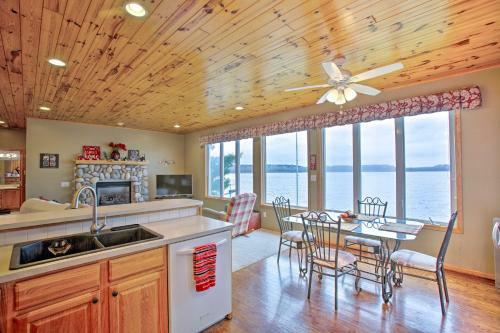 Waterfront Lake Mitchell Home With Sunset Views