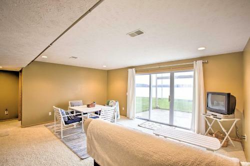 Waterfront Lake Mitchell Home With Sunset Views