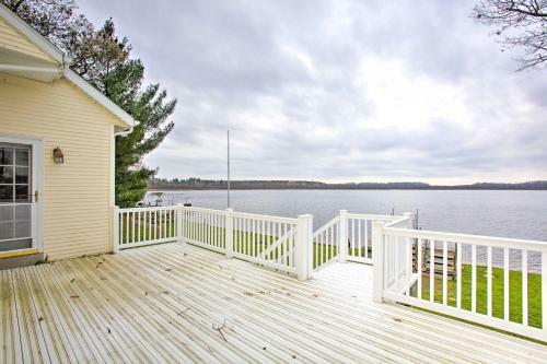Waterfront Lake Mitchell Home With Sunset Views