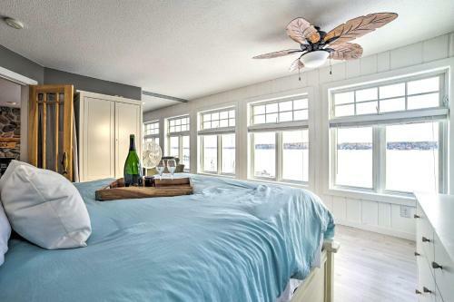 Charming Lake Charlevoix Cottage With Boat Dock