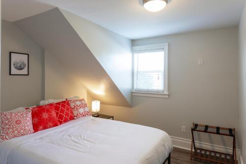 Forest Ave Apartments