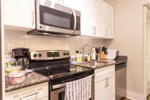 Forest Ave Apartments