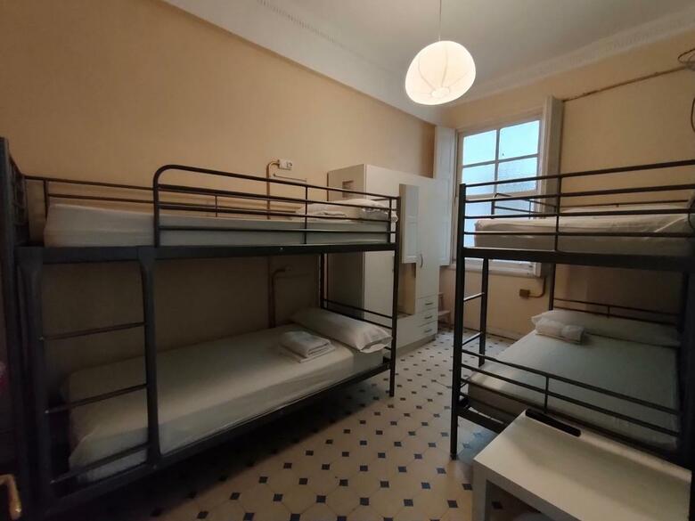 Bed & Breakfast Zentric Hostel