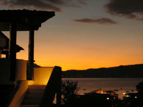 Hotel Puesta Del Sol