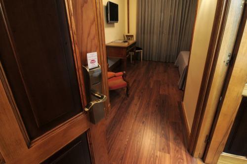 Hotel Rivera Del Duero