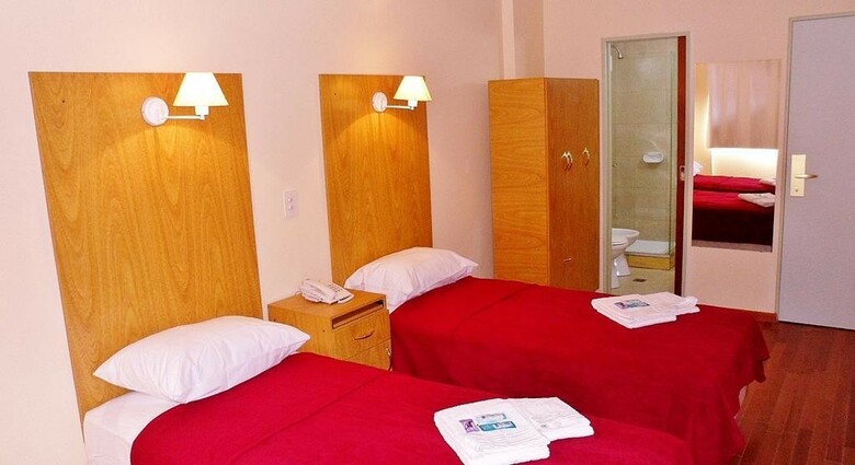 Juramento De Lealtad Townhouse Hotel