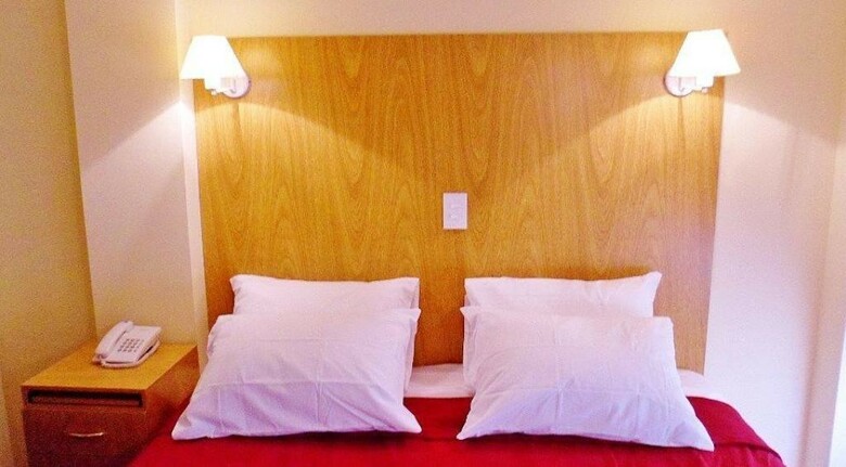 Juramento De Lealtad Townhouse Hotel