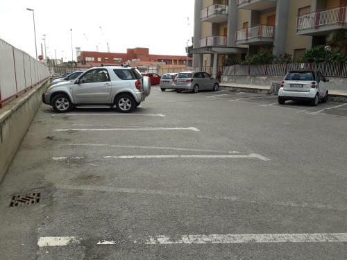 Signorile Appartamento In Condominio Rallo