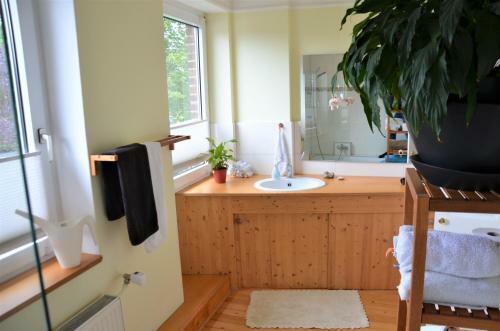 G�stezimmer Mit Garten In Fischeln