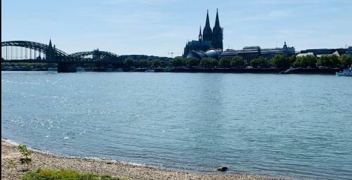 Messe Apartment Am Rhein