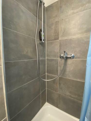 Apartamento Suiteable Living - K�ln-ehrenfeld Central, Free Parking, Fully Equipped