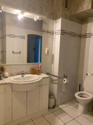 Apartamento Goldfinger Party Wg.1