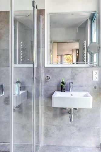 Apartamento Limehome K�ln Friesenplatz