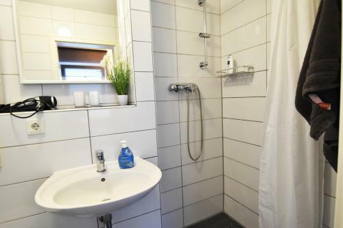 Cozy City Apartment - Near Cologne Fair