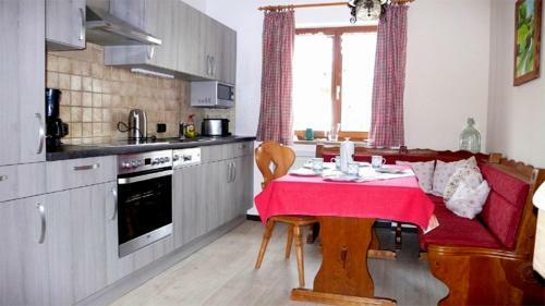 Apartamento Parterre Ferienwohnung Mit Grosser Terasse
