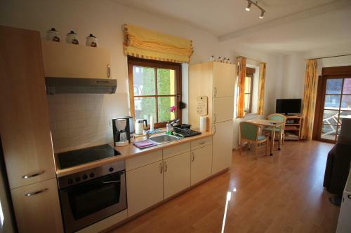 Apartmenthaus Zum Gr�nbach 13