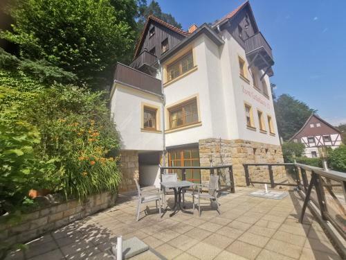 Apartmenthaus Zum Gr�nbach 13