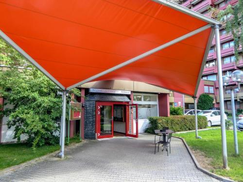 Apartment B1014
