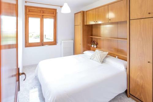 Can Matret, Casa Amb Jard� En Un Entorn Rural