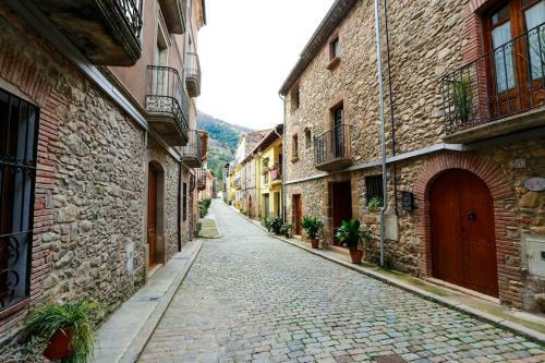 Can Matret, Casa Amb Jard� En Un Entorn Rural