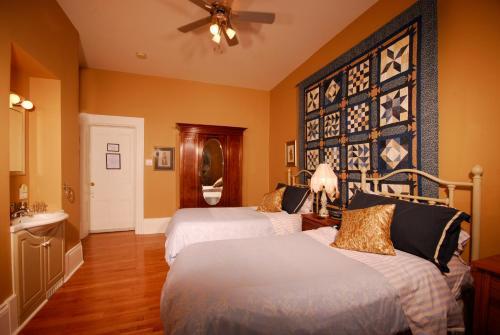 Legacy House Bed And Breakfast