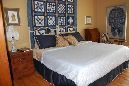 Legacy House Bed And Breakfast