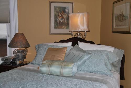 Legacy House Bed And Breakfast