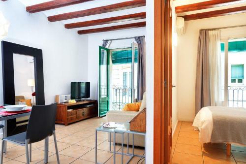 Feelathome Center Apartments