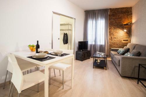 Feelathome Center Apartments