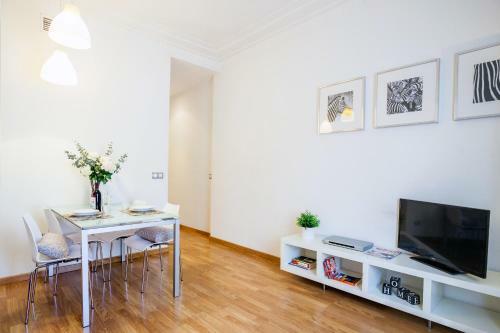 Feelathome Center Apartments
