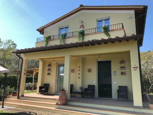 Agroturismo Casa Di Campagna Pianelli