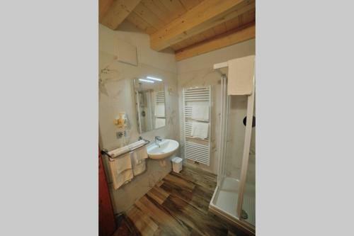 Hostal Happy Days Sul Lago