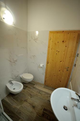 Hostal Happy Days Sul Lago